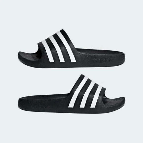 Adidas Kids Black & White Adilette Aqua Flip Flop Slide Sandals Size 4 - Picture 1 of 15